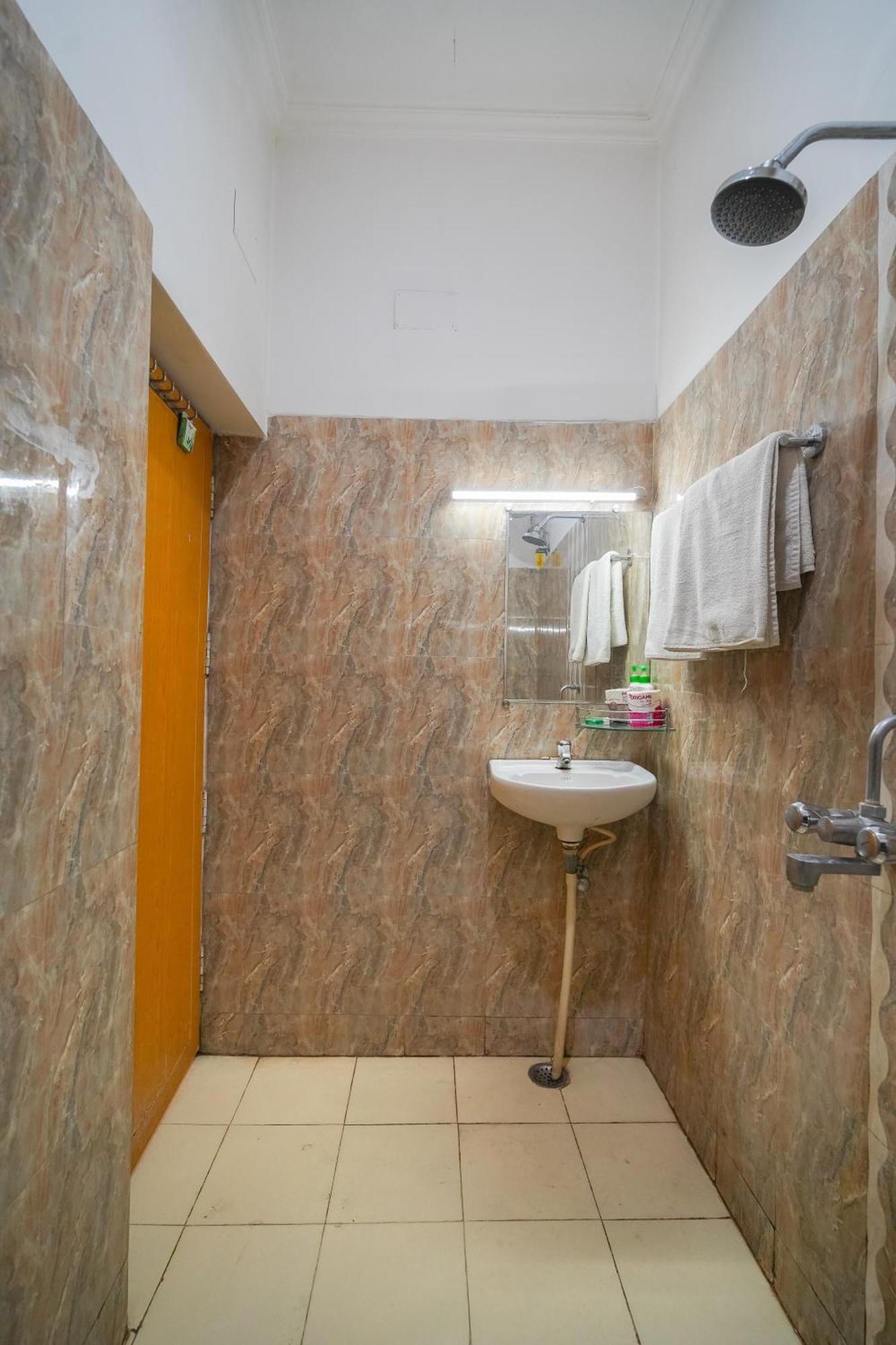 Tara Guest House Varanasi Exterior photo